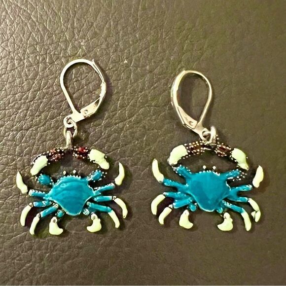 🦀 Big blue crab seafood southern Cajun Louisiana dangle drop earrings - Picture 1 of 2